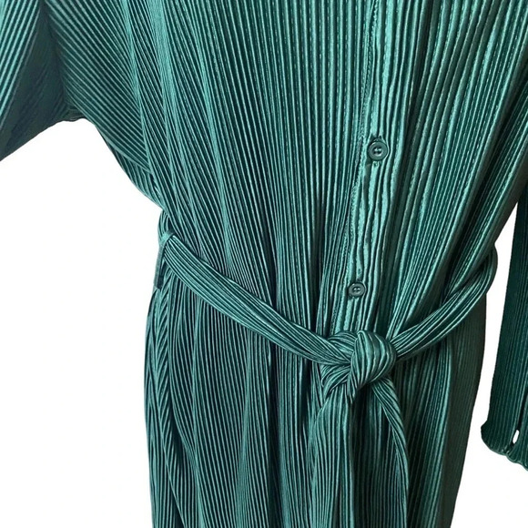 Papermoon Emerald Green Plissé Pleated Shirt Dress Belted Ruffle Hem Long Sleeve - Picture 6 of 16